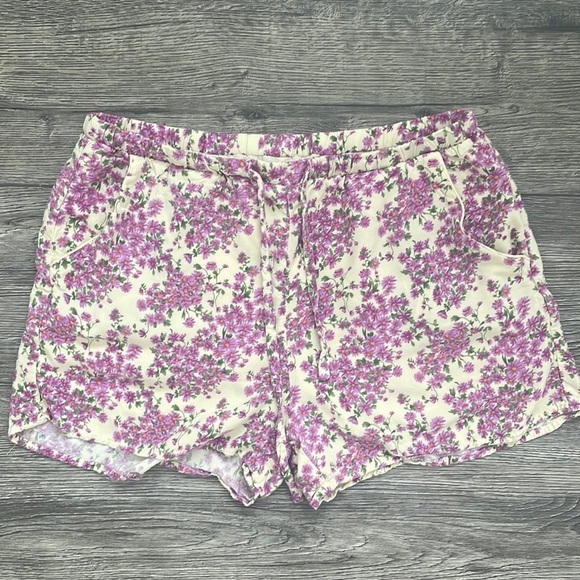 Heartloom Pants - Heartloom | Purple Micro Floral Lined Drawstring Lounge Shorts Small